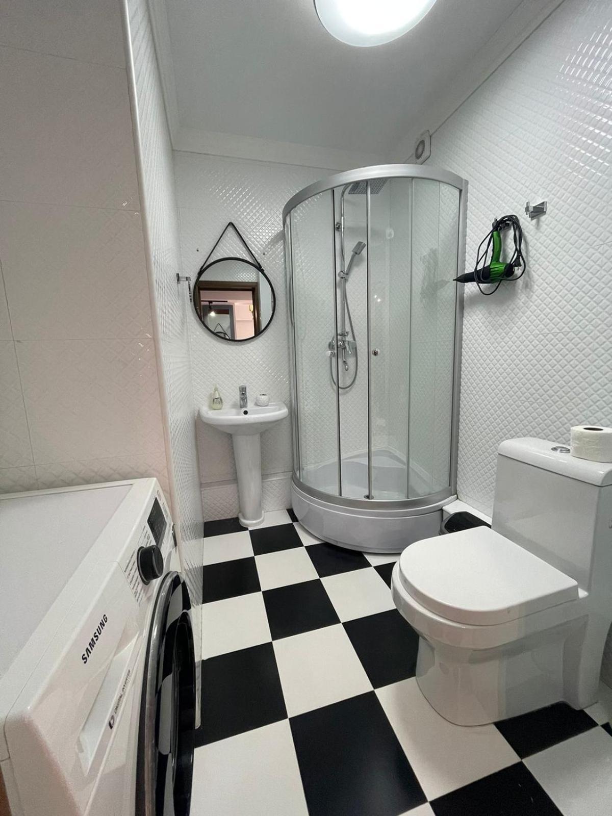 Апартаменты На Арбате Almatý Exterior foto